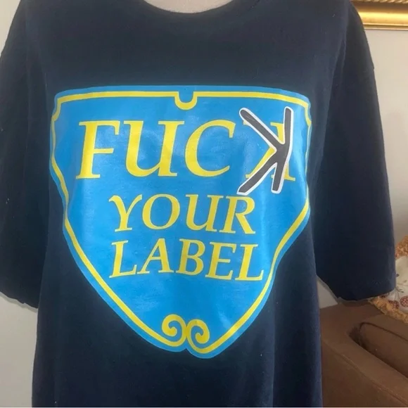 Supreme T shirt - Picture 2 of 4